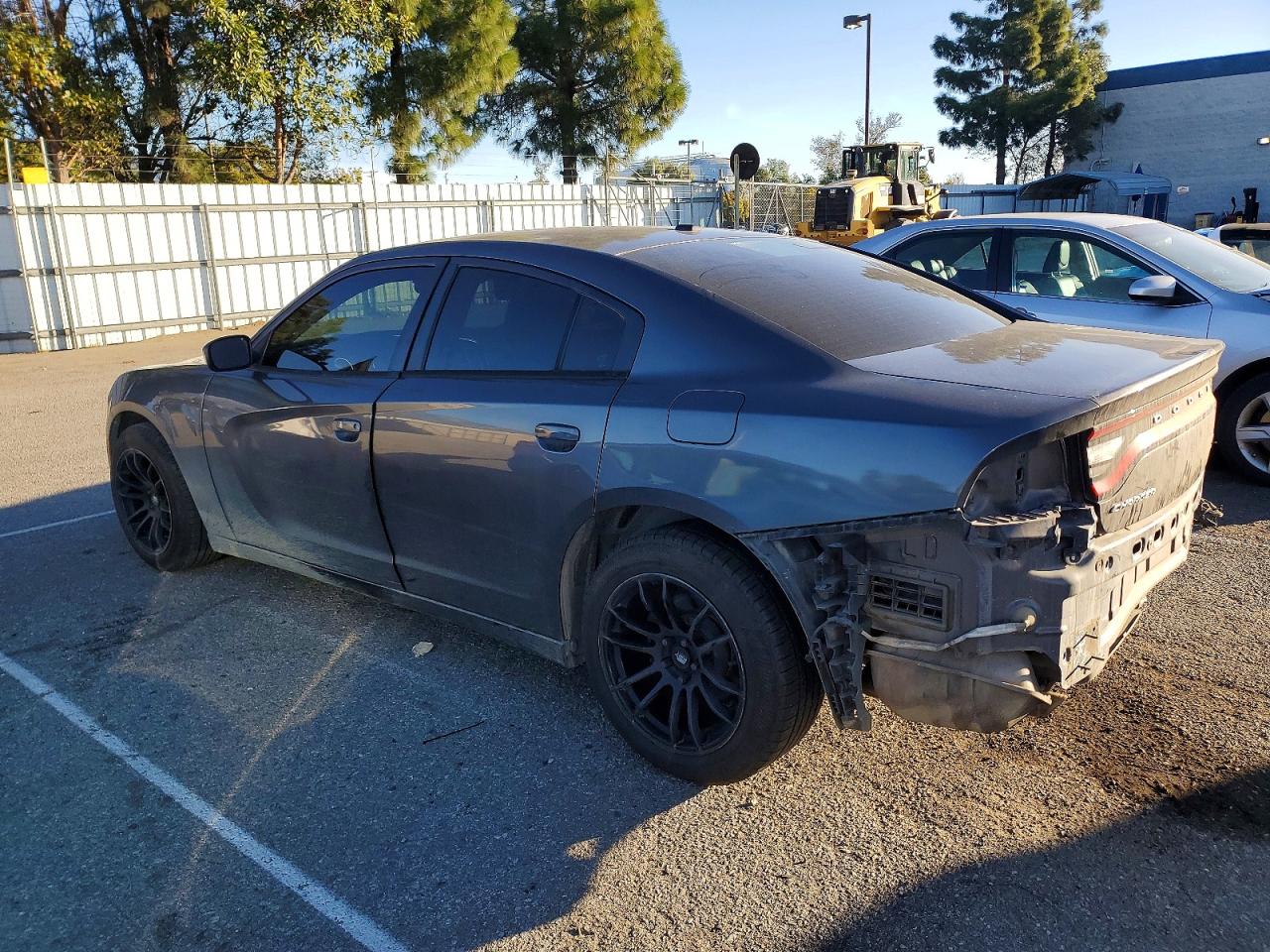 2015 DODGE CHARGER SE photo 2