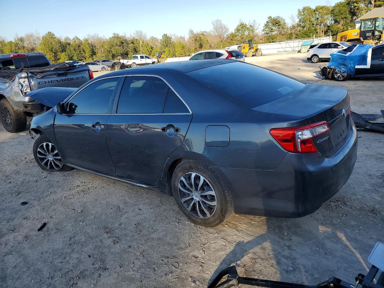 2012 TOYOTA CAMRY BASE photo 3