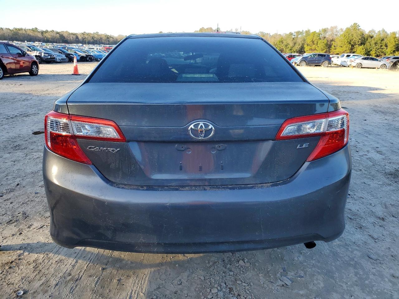 2012 TOYOTA CAMRY BASE photo 11