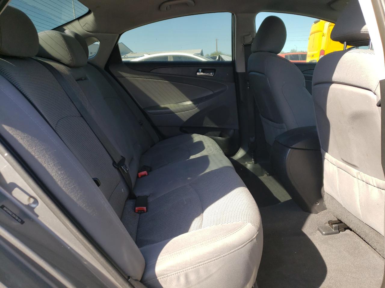 2013 HYUNDAI SONATA GLS photo 28