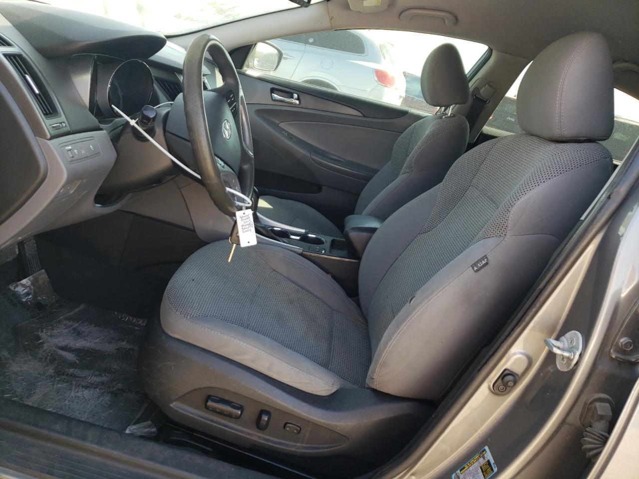 2013 HYUNDAI SONATA GLS photo 19