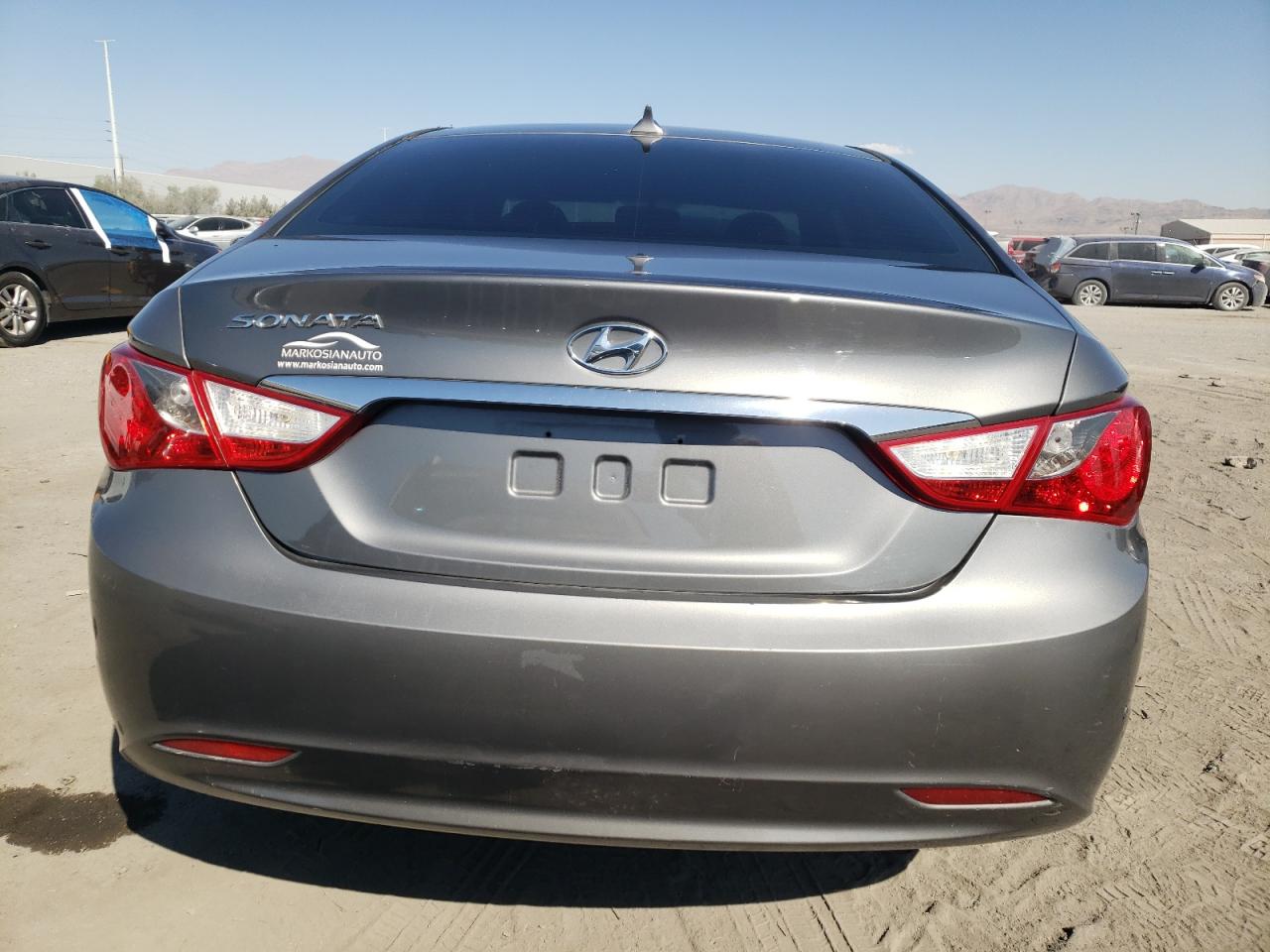 2013 HYUNDAI SONATA GLS photo 16