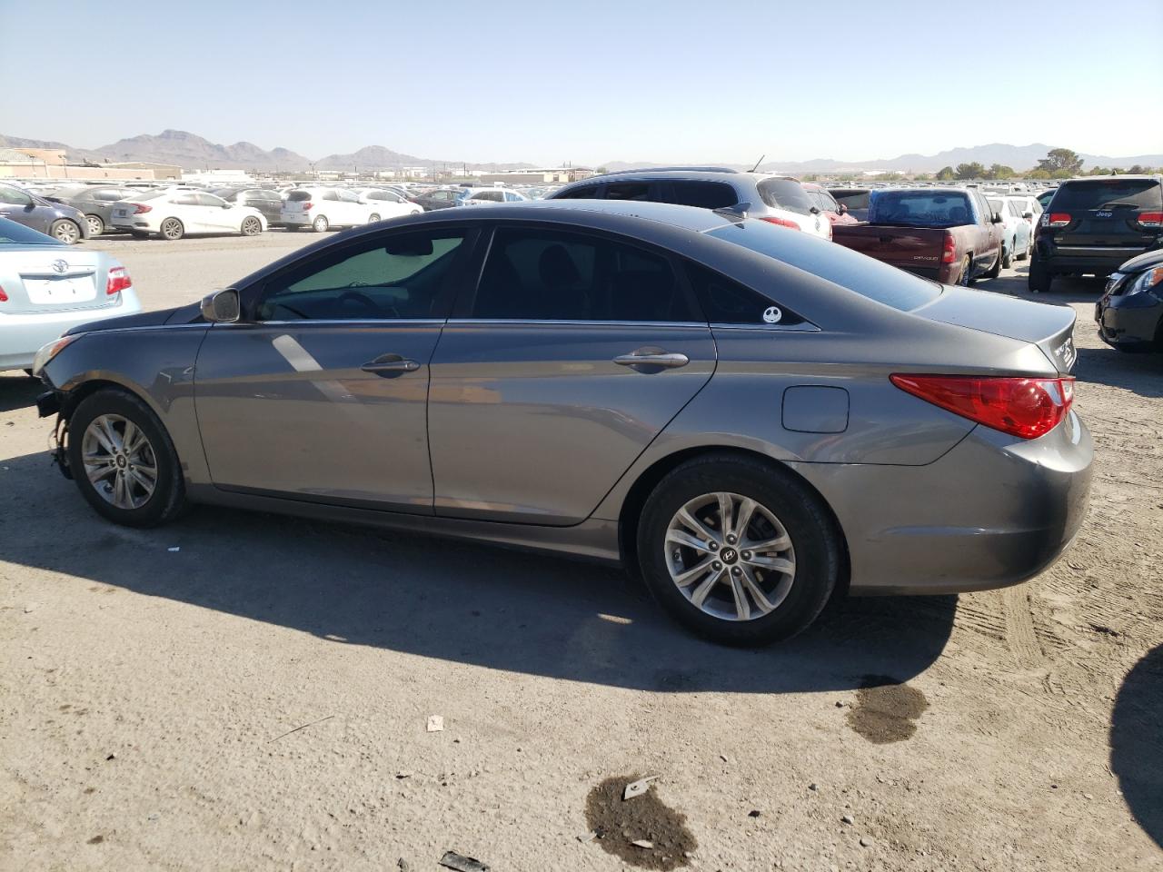 2013 HYUNDAI SONATA GLS photo 4