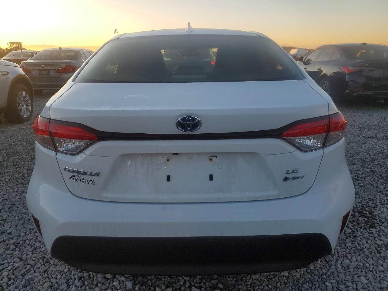 2025 TOYOTA COROLLA LE photo 6