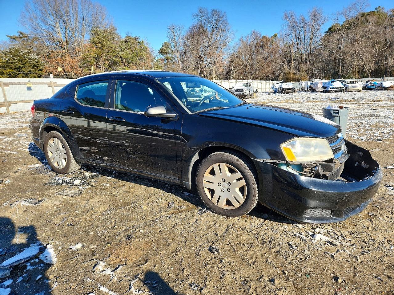 2013 DODGE AVENGER SE photo 4