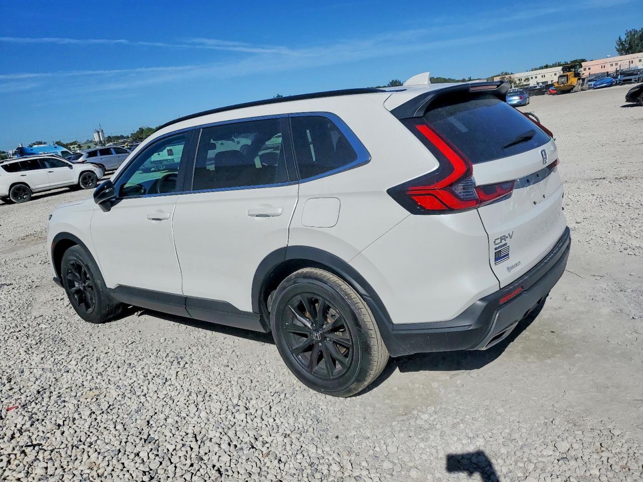 2025 HONDA CR-V SPORT photo 3