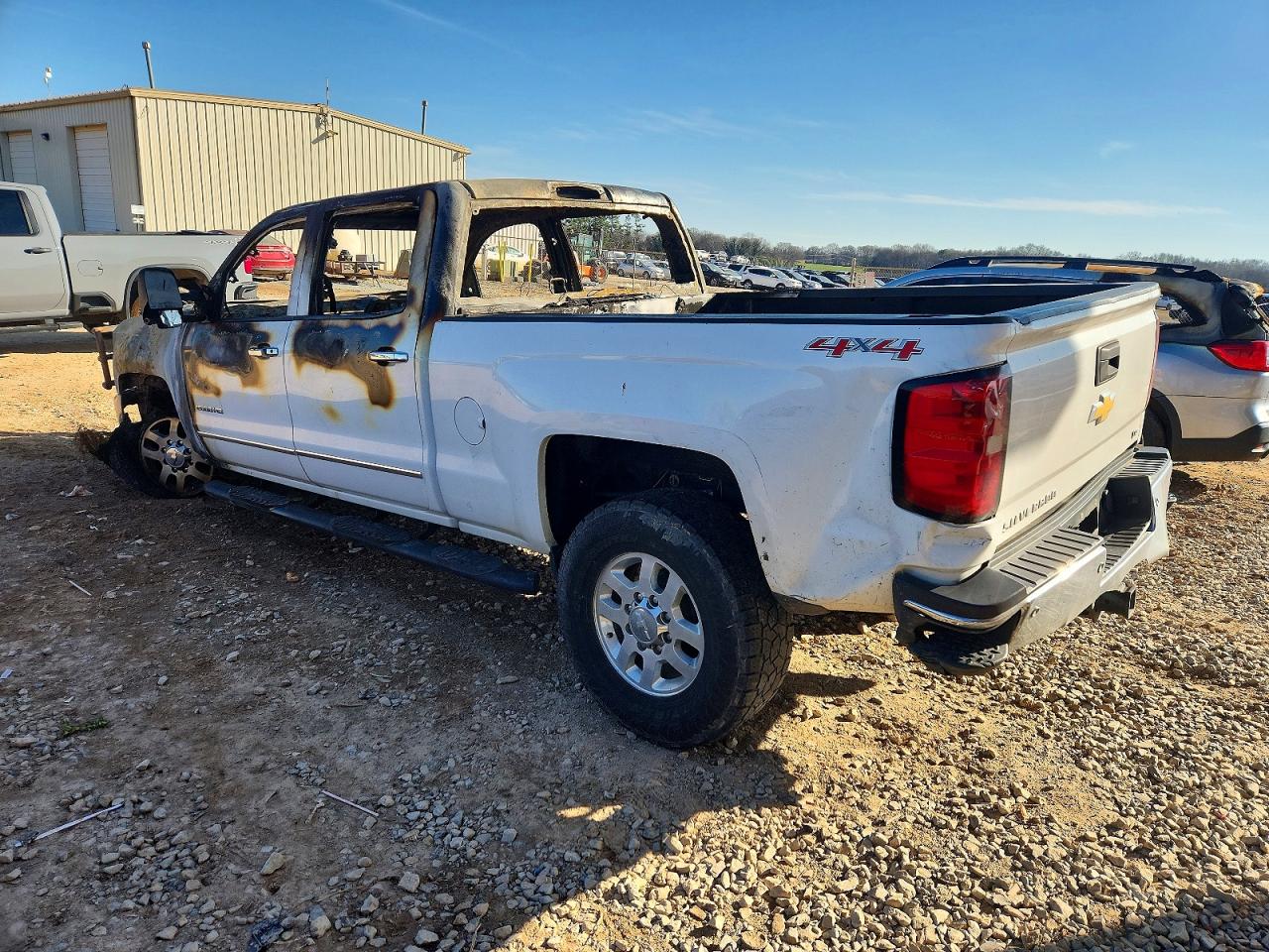 2015 CHEVROLET SILVERADO K2500 HEAVY DUTY LTZ photo 2