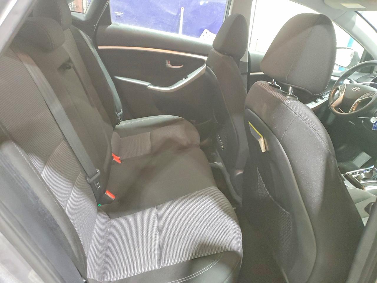 2013 HYUNDAI ELANTRA GT BASE photo 28