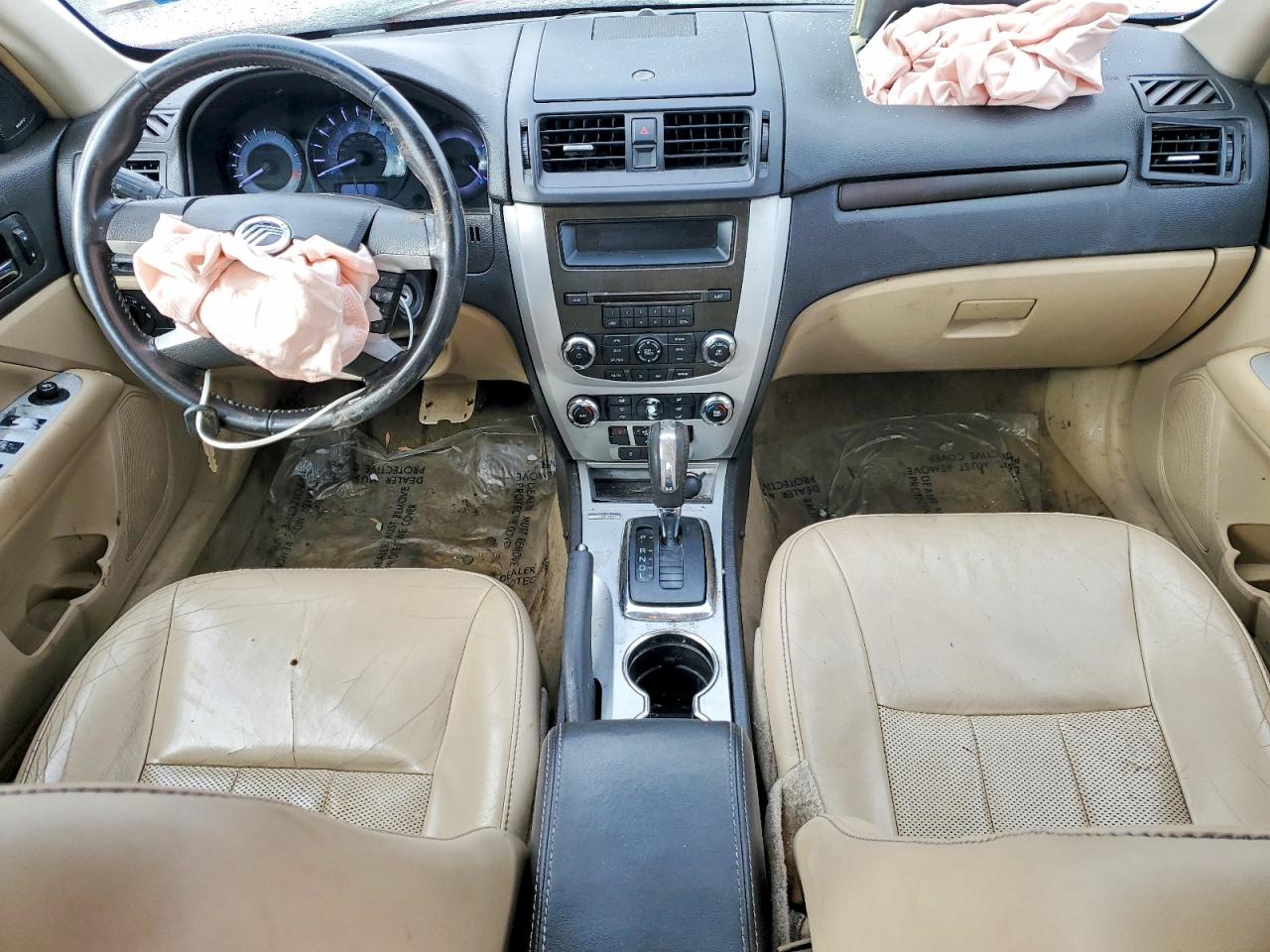 2010 MERCURY MILAN PREMIER photo 8