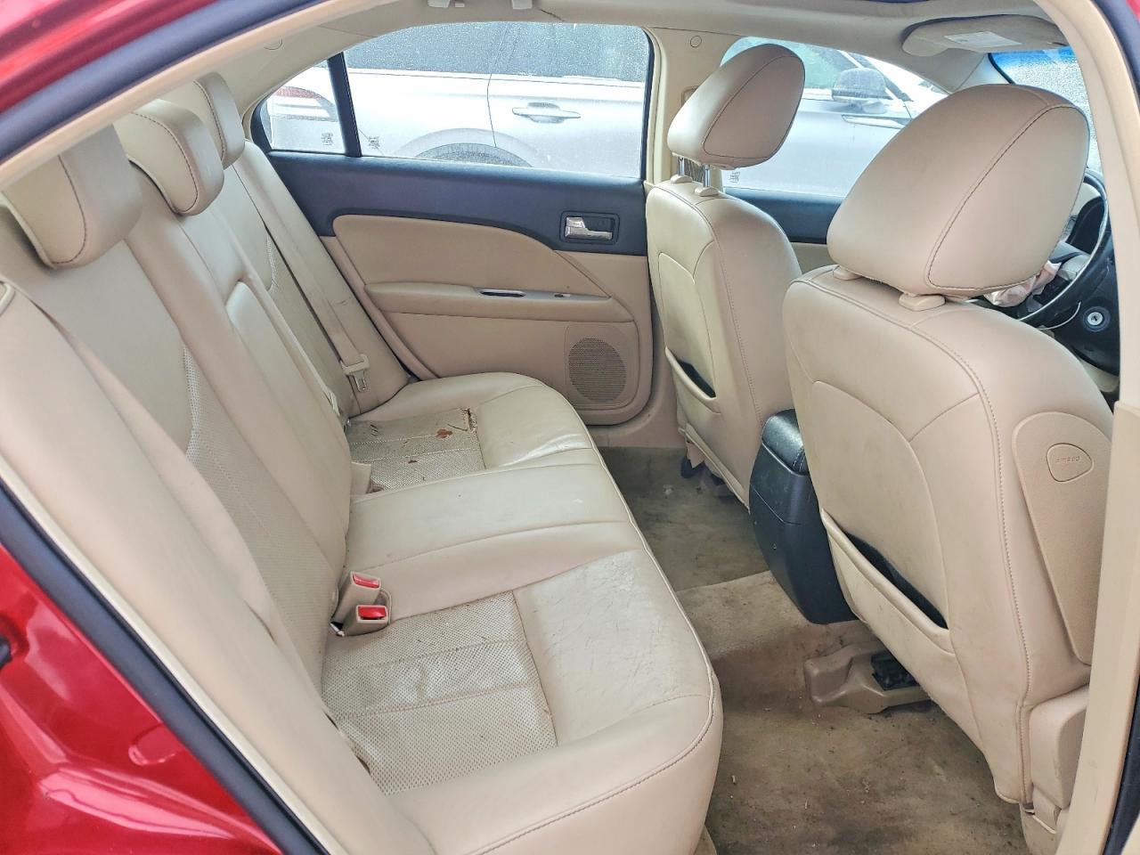 2010 MERCURY MILAN PREMIER photo 10