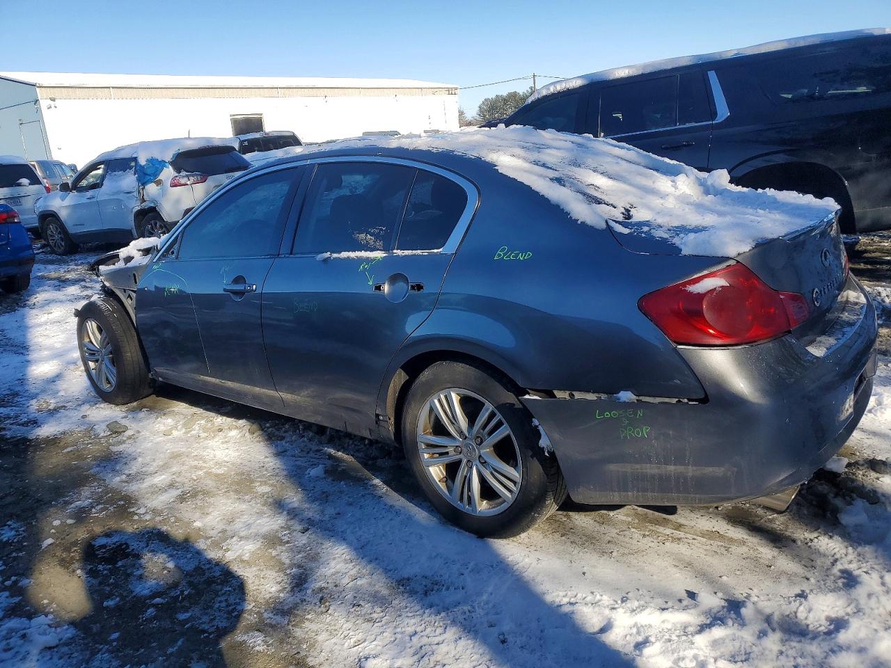 2013 INFINITI G37 photo 3