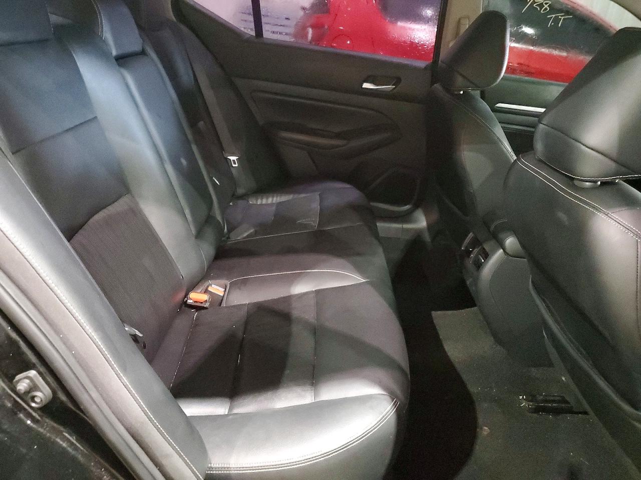 2020 CHEVROLET EQUINOX LT photo 11