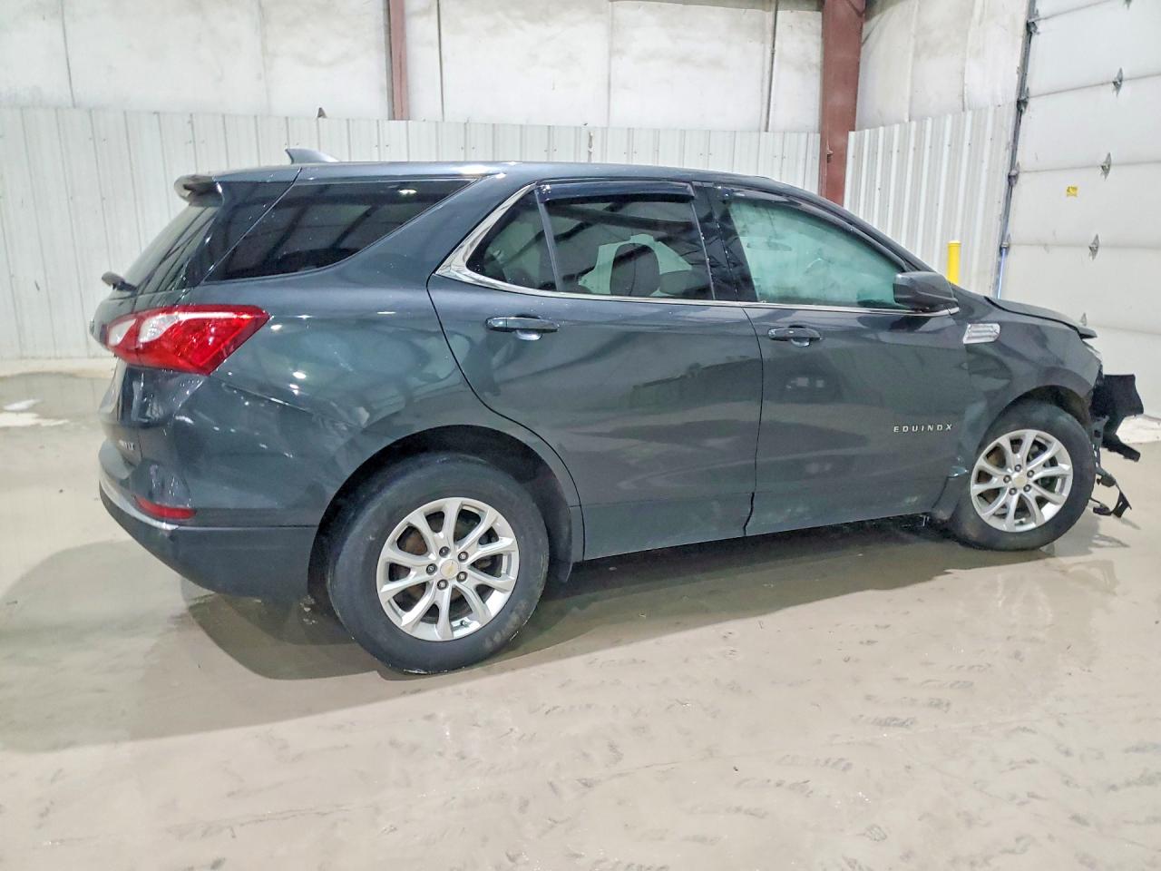 2020 CHEVROLET EQUINOX LT photo 3