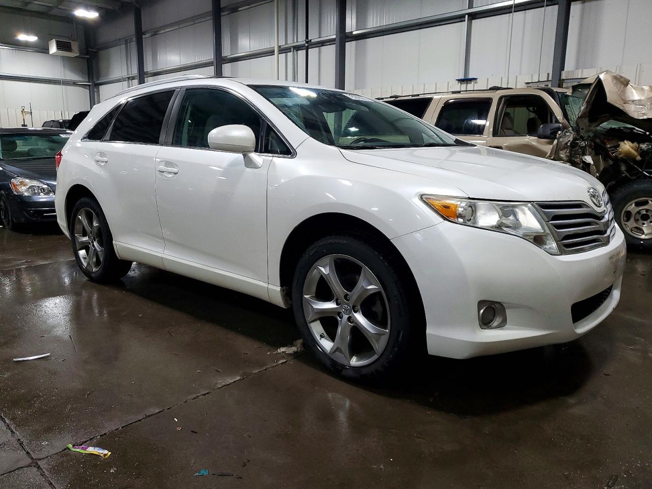 2011 TOYOTA VENZA photo 7