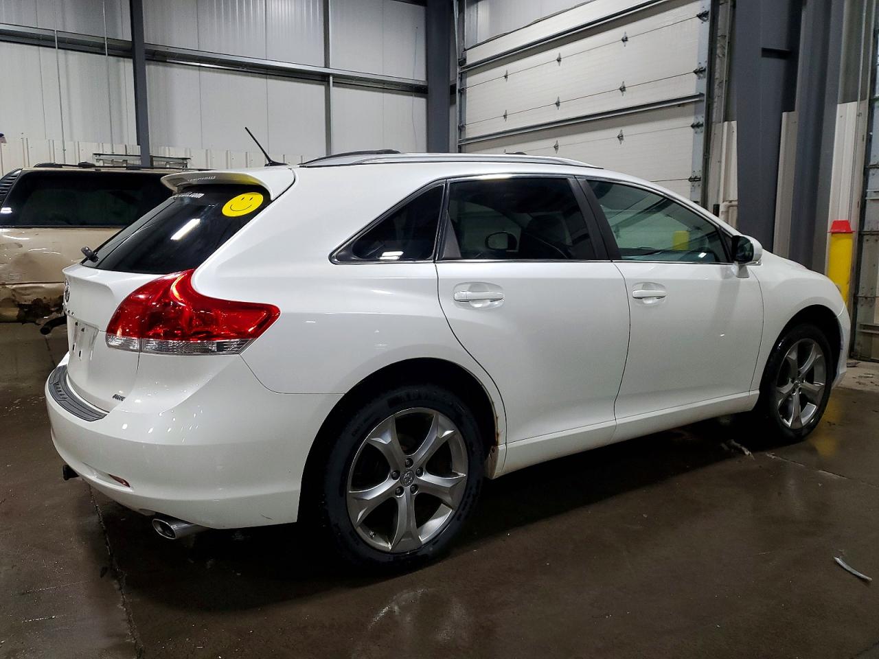 2011 TOYOTA VENZA photo 5