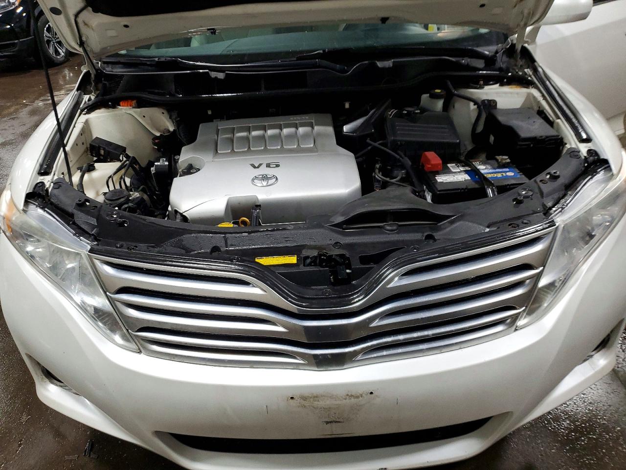 2011 TOYOTA VENZA photo 23