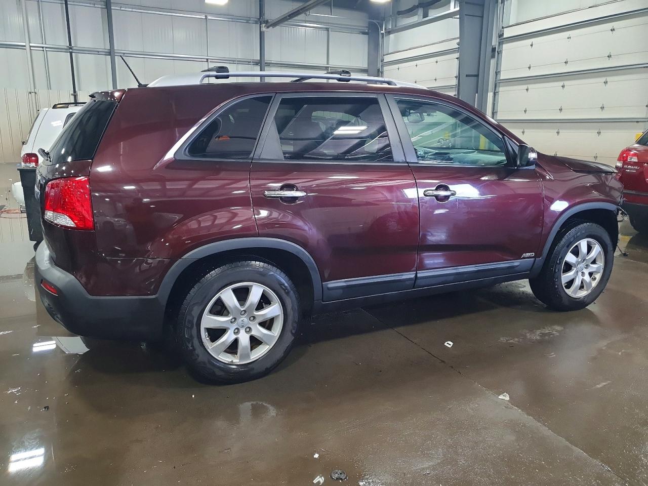 2012 KIA SORENTO BASE photo 5