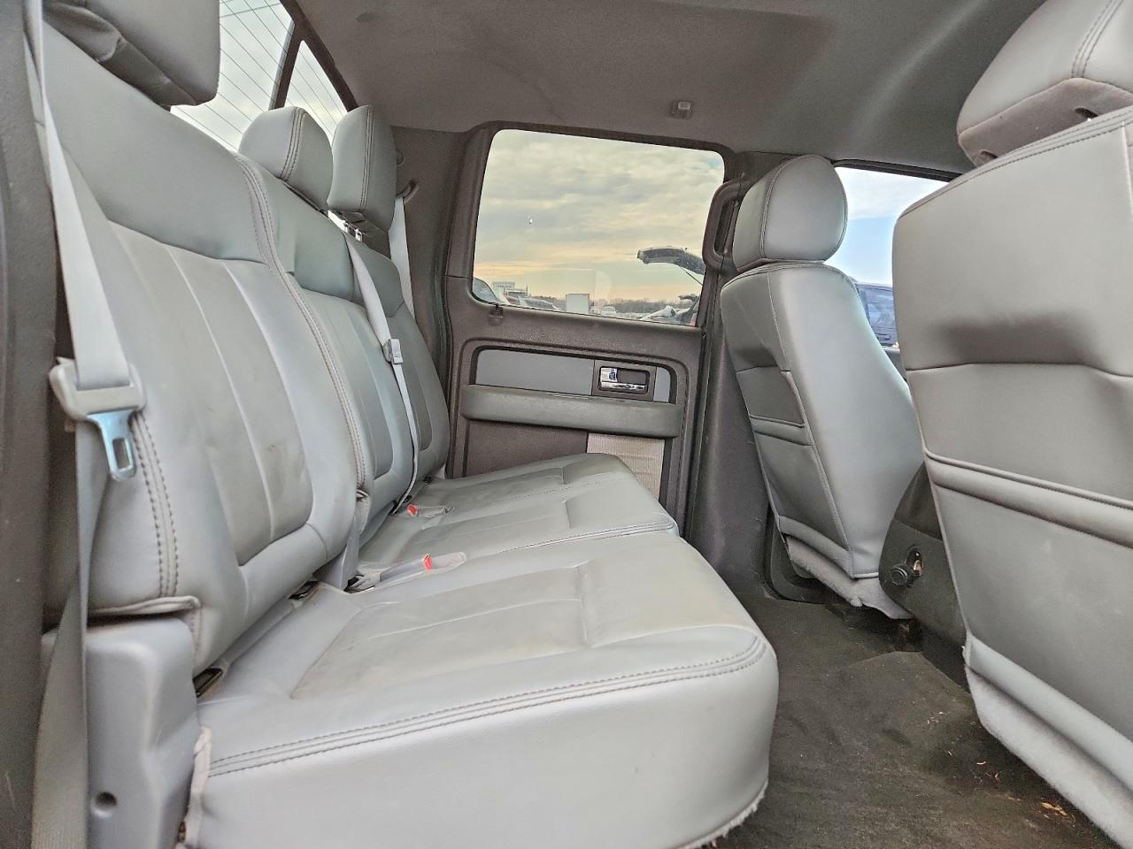 2014 FORD F150 SUPERCREW photo 28