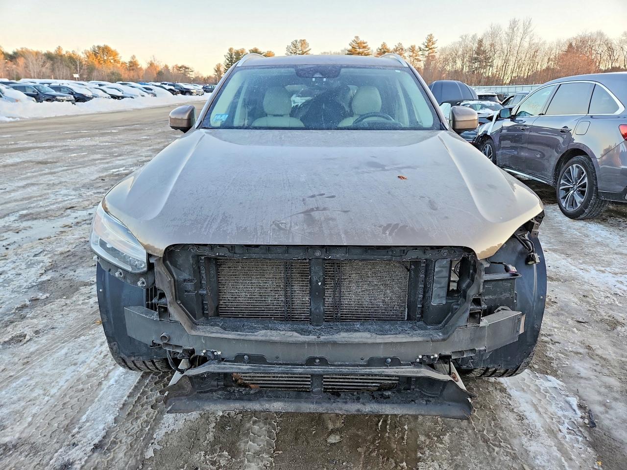 2017 VOLVO XC90 T6 photo 13