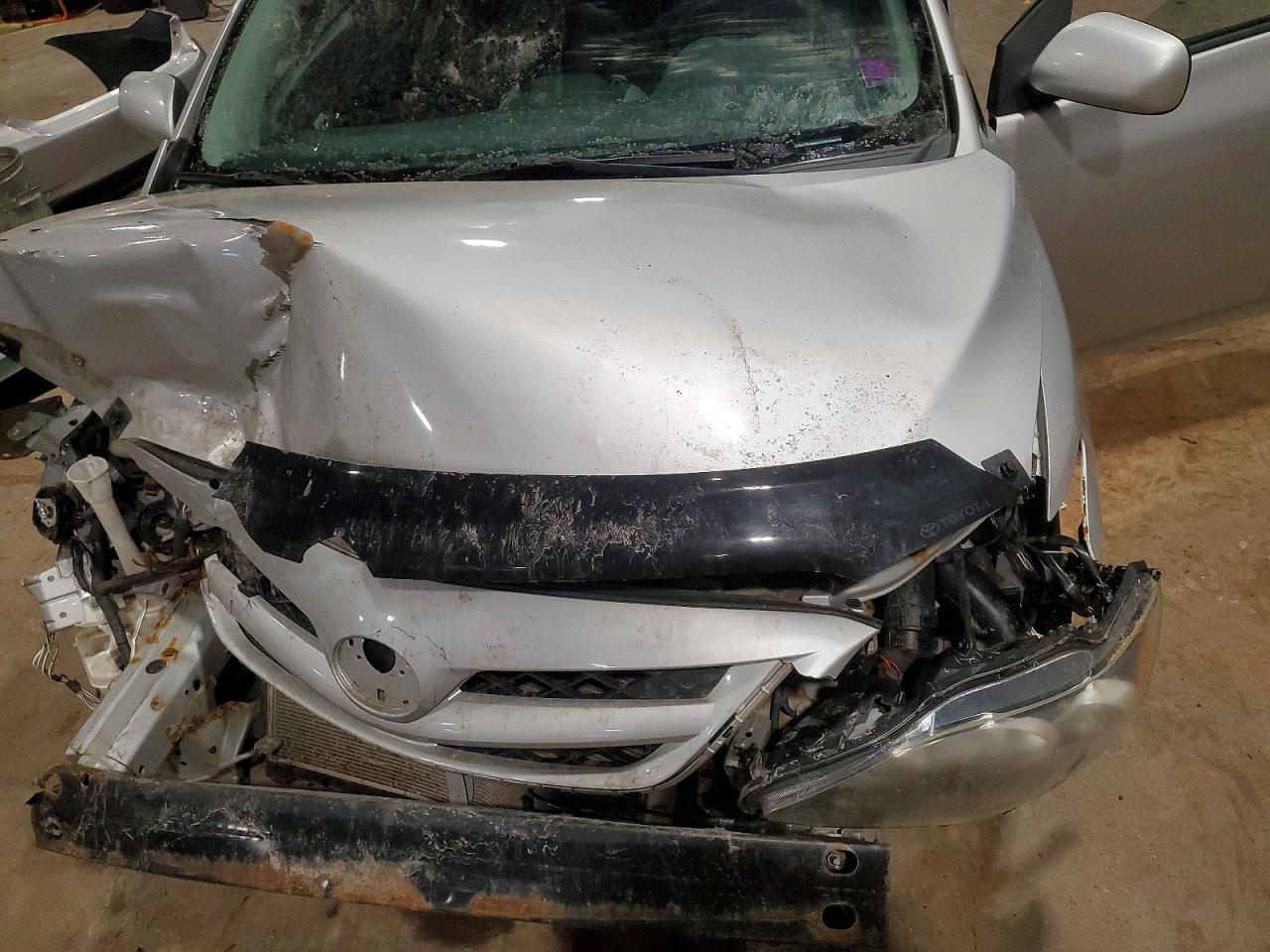 2012 TOYOTA COROLLA BASE photo 11