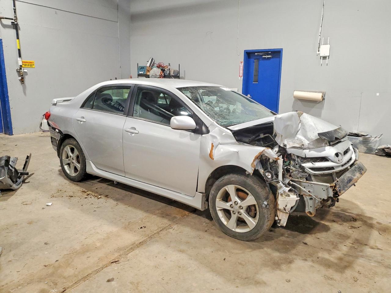 2012 TOYOTA COROLLA BASE photo 4