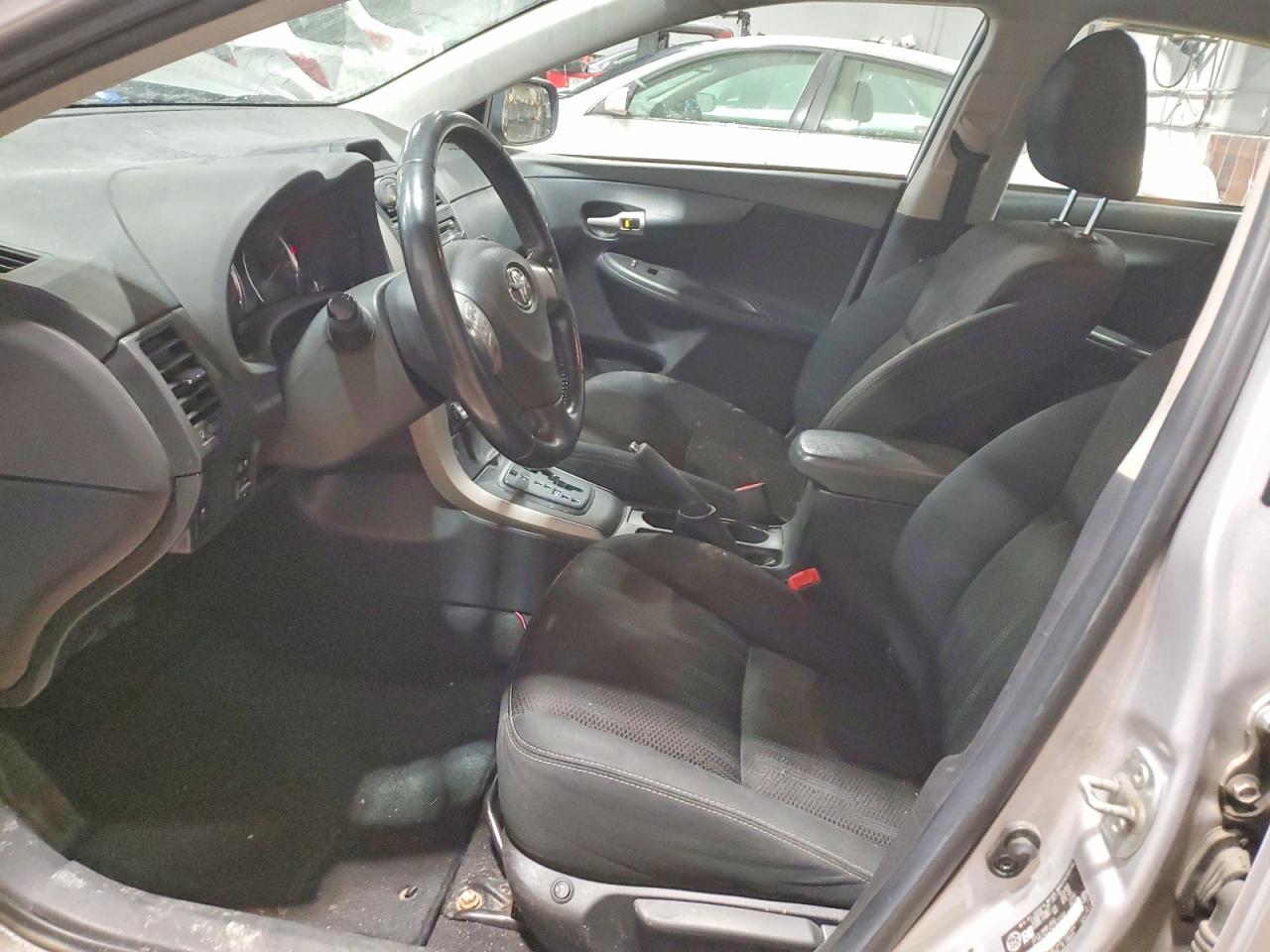 2012 TOYOTA COROLLA BASE photo 7