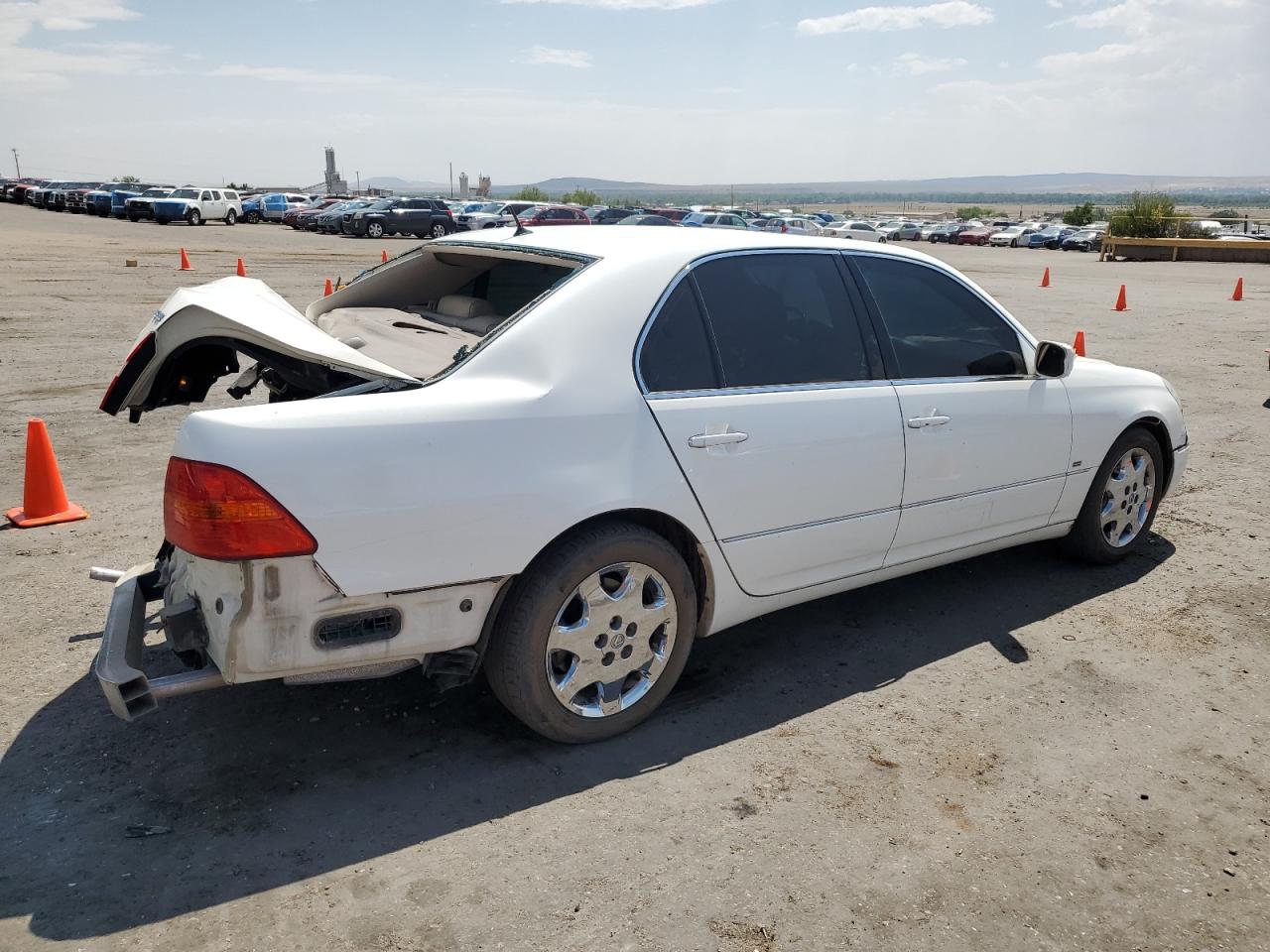 2001 LEXUS LS photo 7