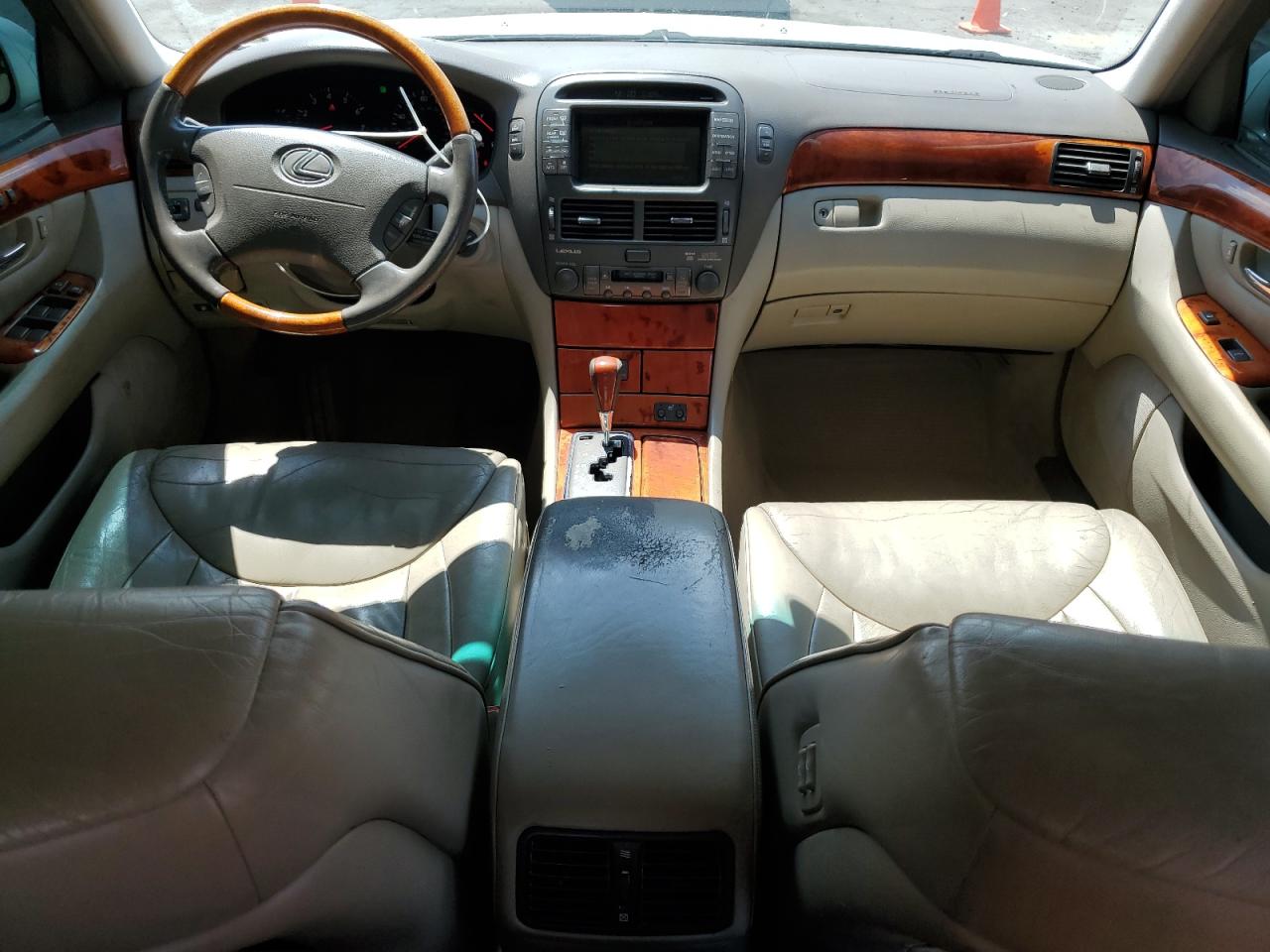 2001 LEXUS LS photo 22