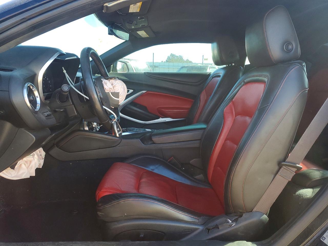 2017 CHEVROLET CAMARO LT photo 7
