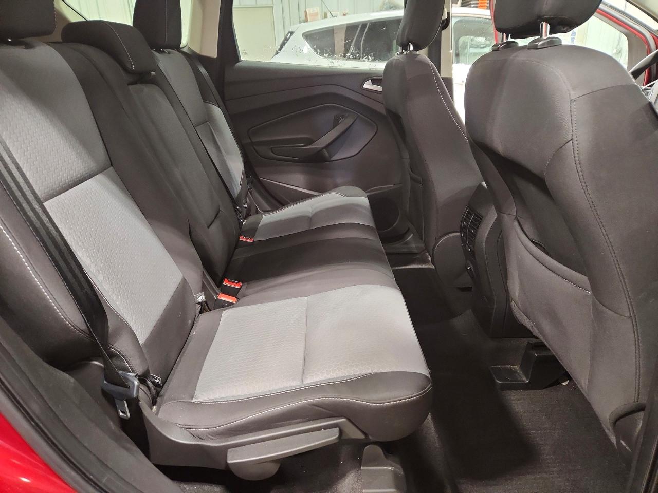 2018 FORD ESCAPE SE photo 19