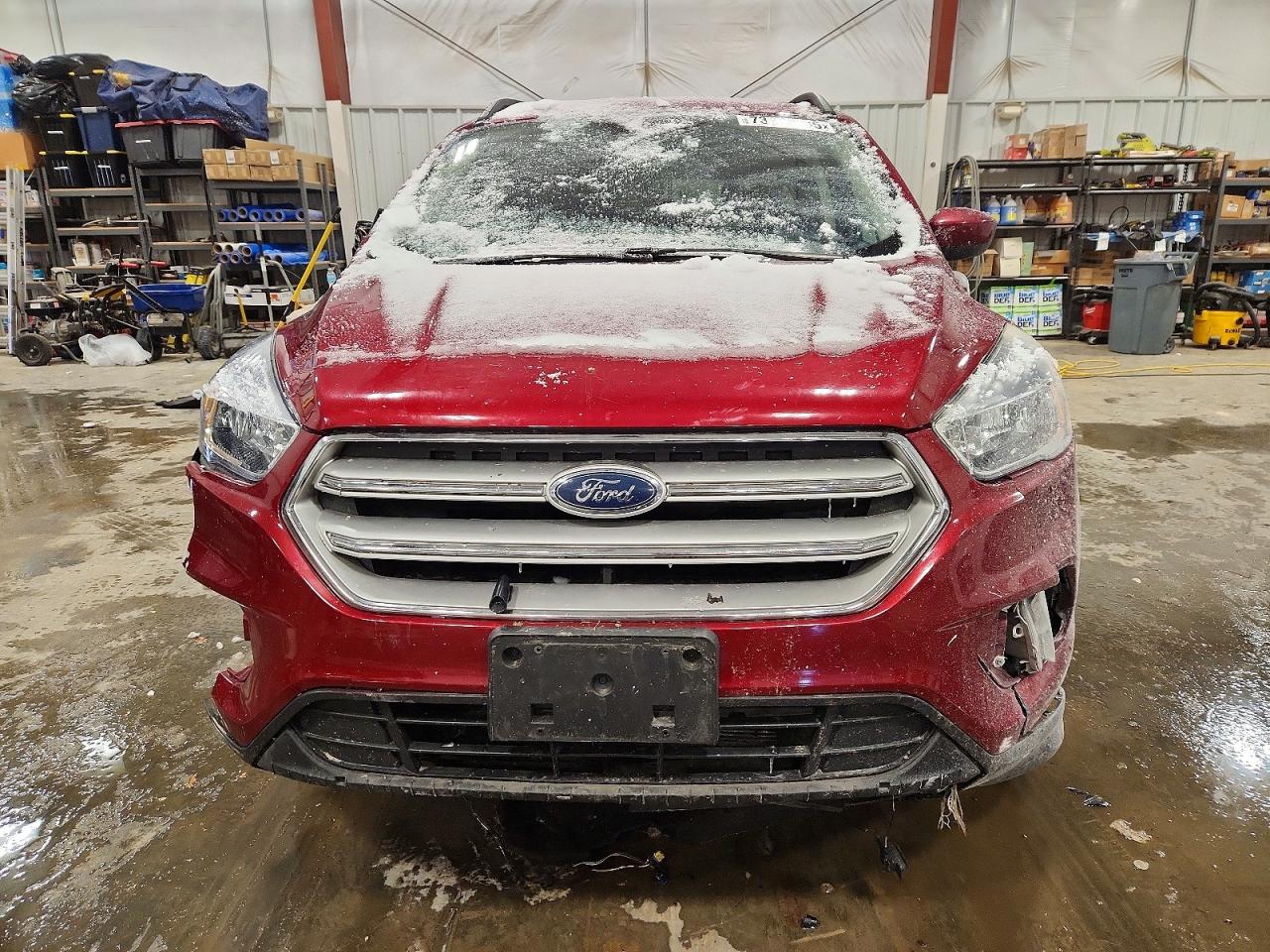 2018 FORD ESCAPE SE photo 9