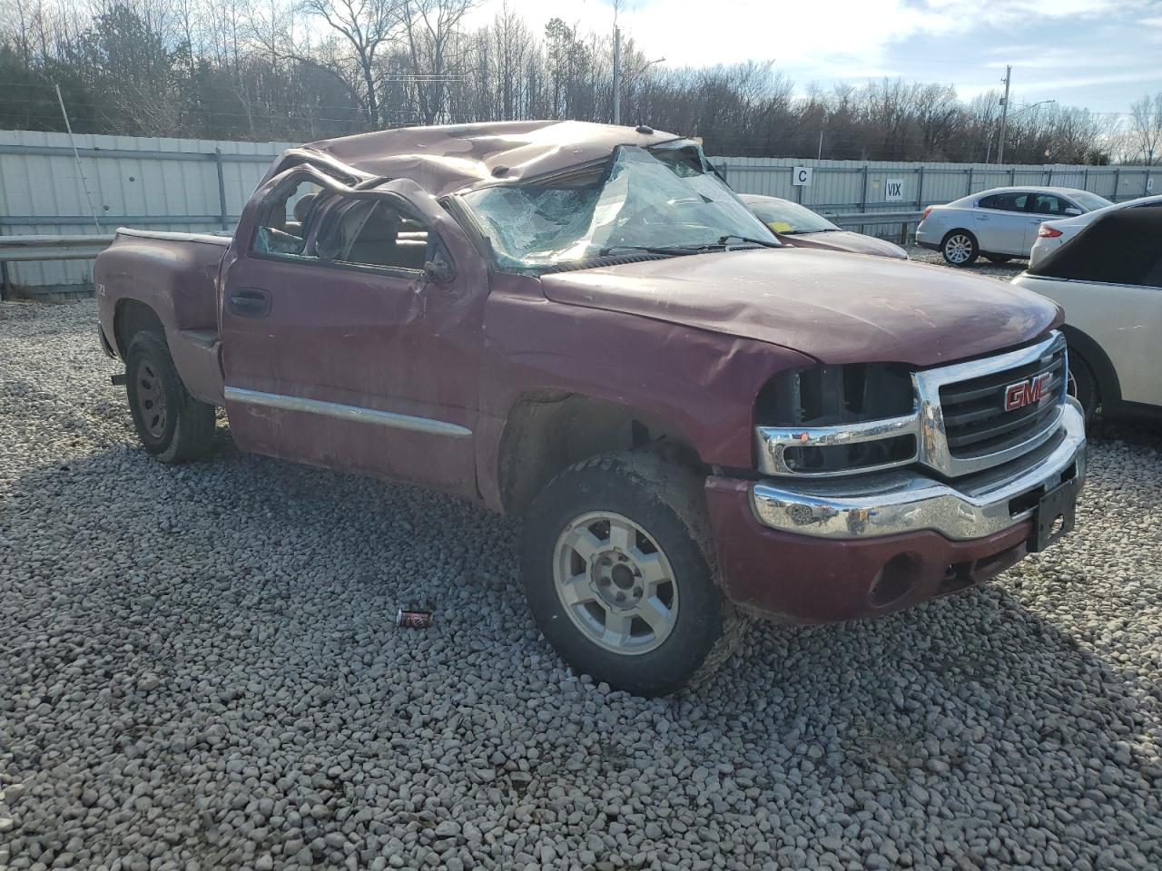 2004 GMC NEW SIERRA photo 4