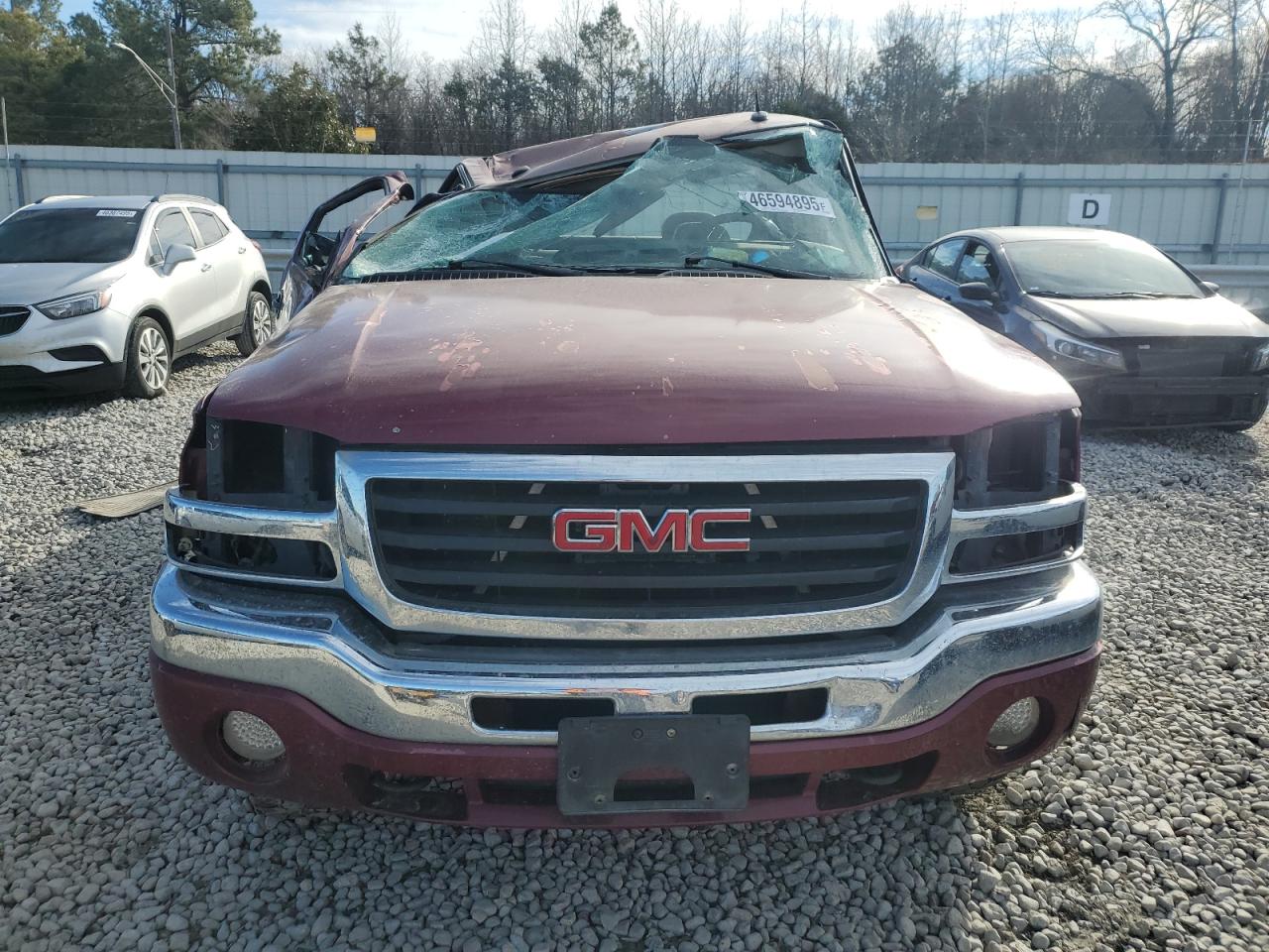 2004 GMC NEW SIERRA photo 5