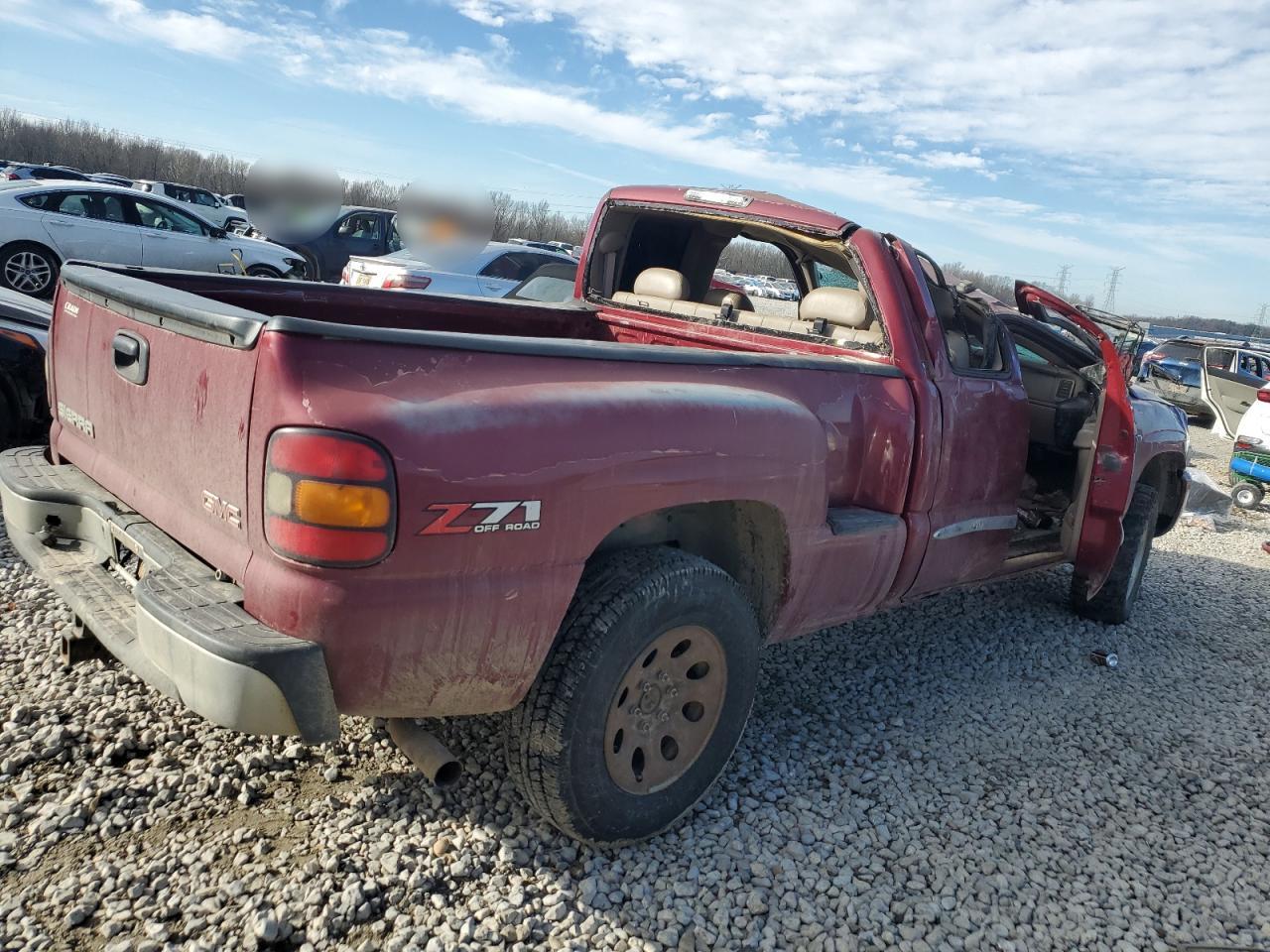 2004 GMC NEW SIERRA photo 3