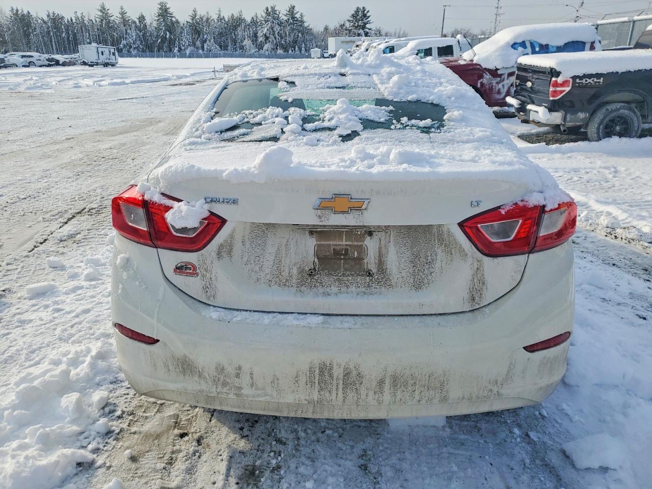 2019 CHEVROLET CRUZE LT photo 6