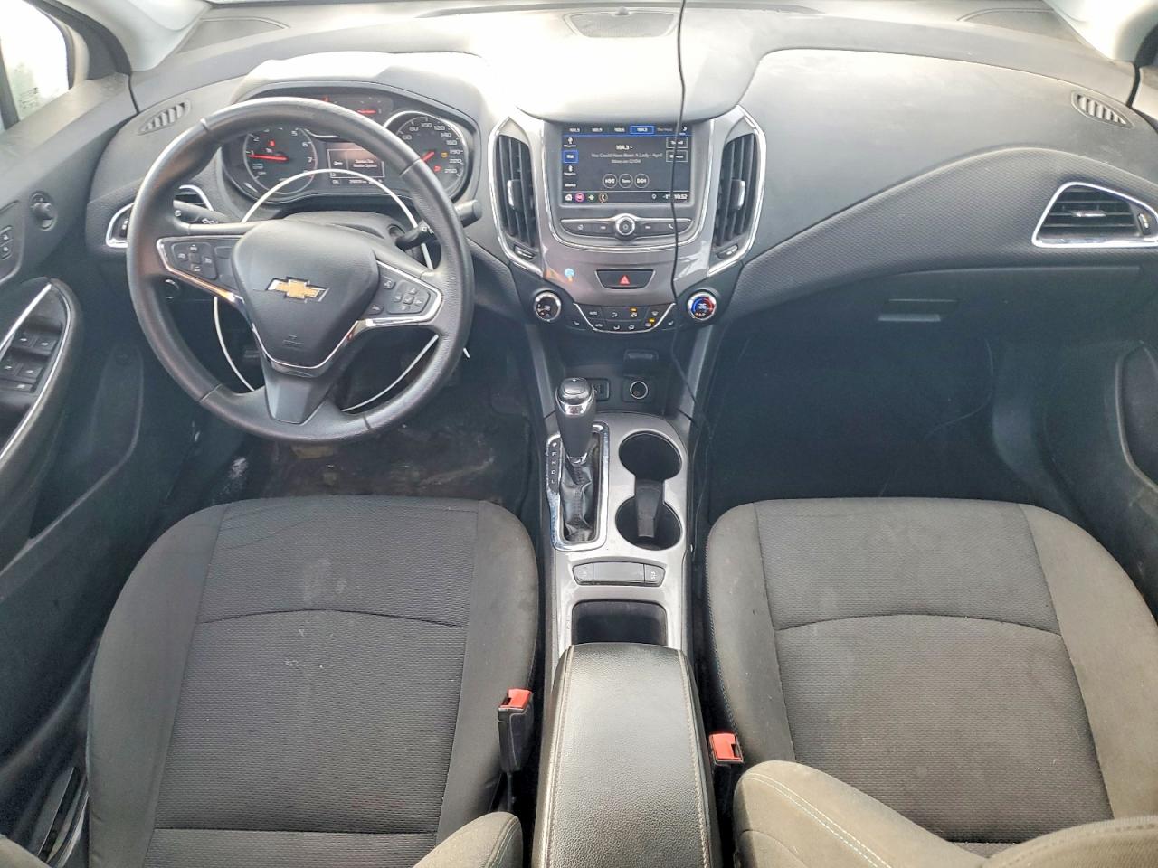 2019 CHEVROLET CRUZE LT photo 8