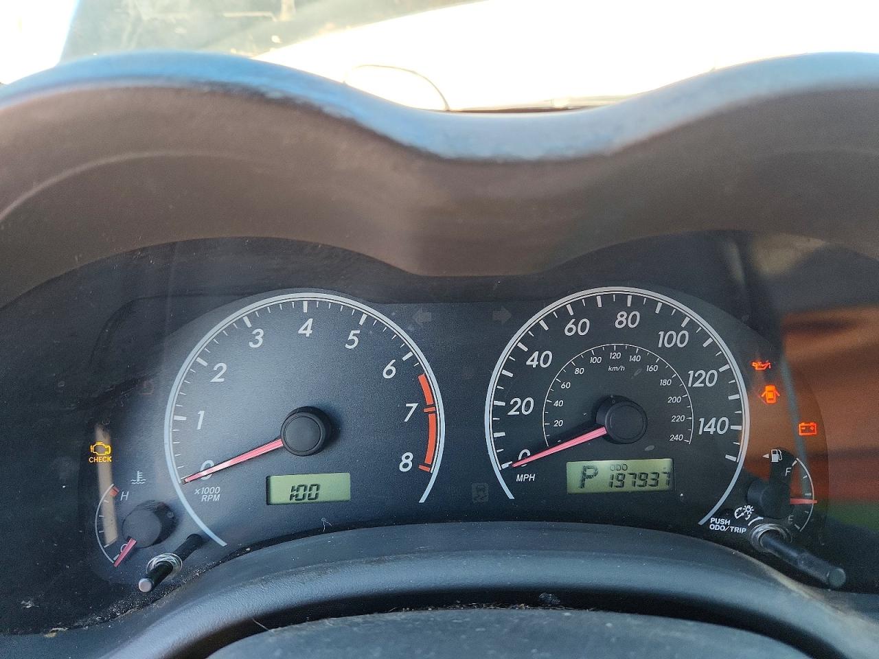 2010 TOYOTA COROLLA LE photo 17