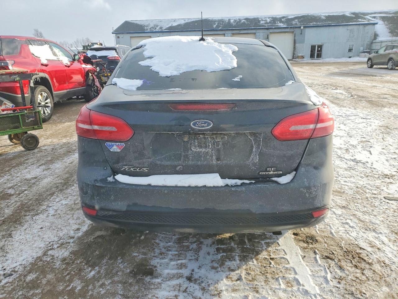 2015 FORD FOCUS SE photo 6