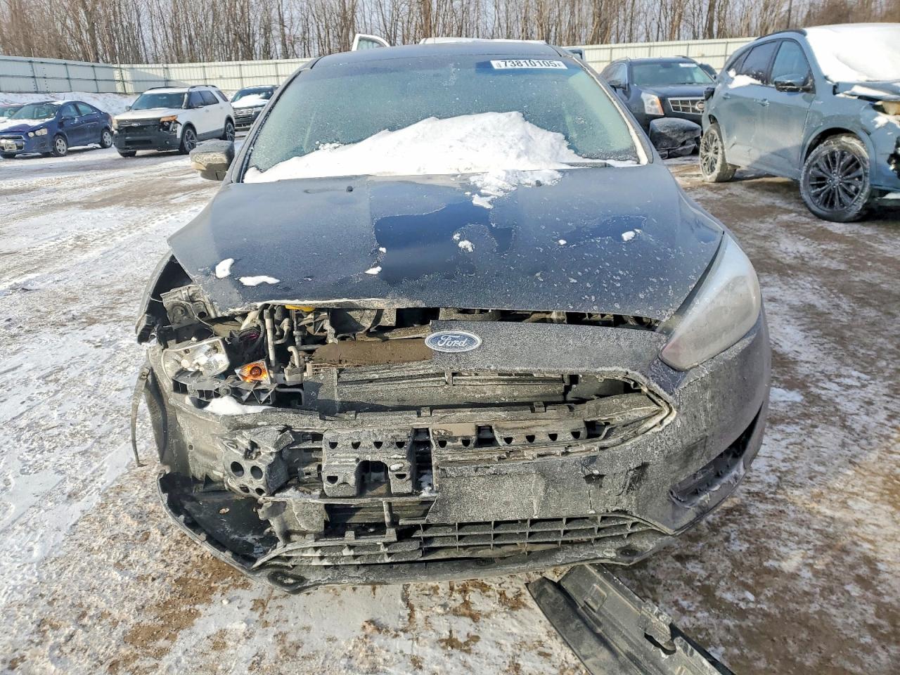 2015 FORD FOCUS SE photo 5