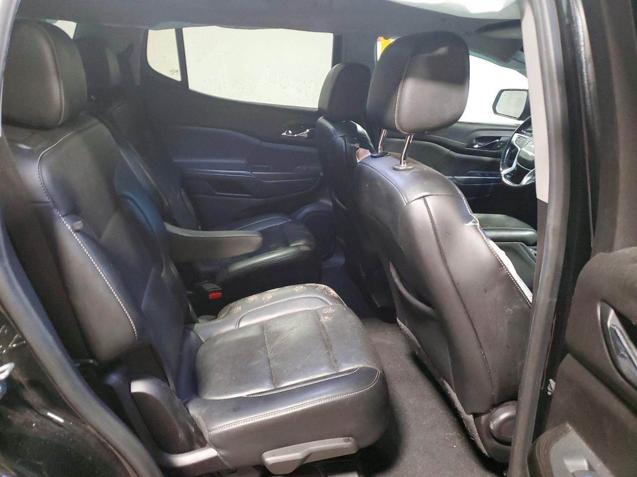 2021 GMC ACADIA SLT photo 10