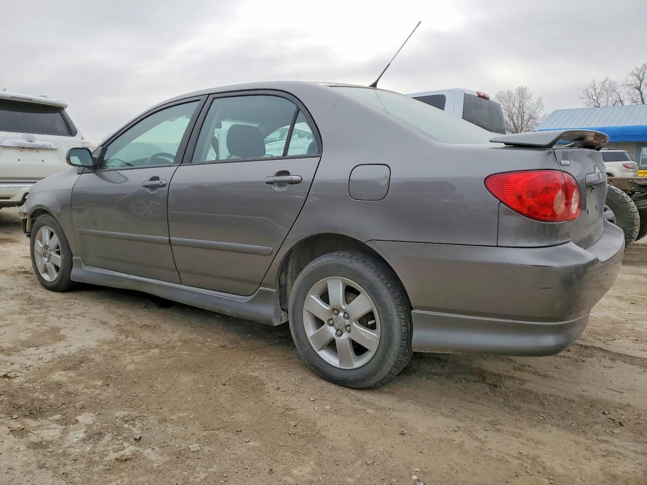 2006 TOYOTA COROLLA CE photo 2