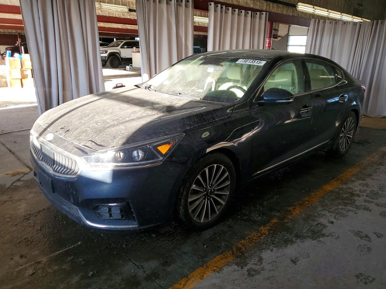 2017 KIA CADENZA