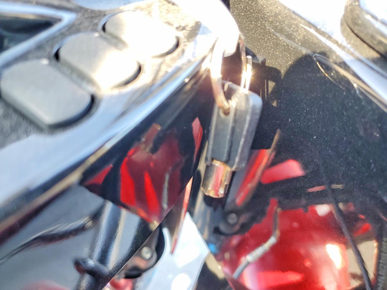 2018 HARLEY-DAVIDSON FLTRXS ROAD GLIDE SPECIAL photo 8