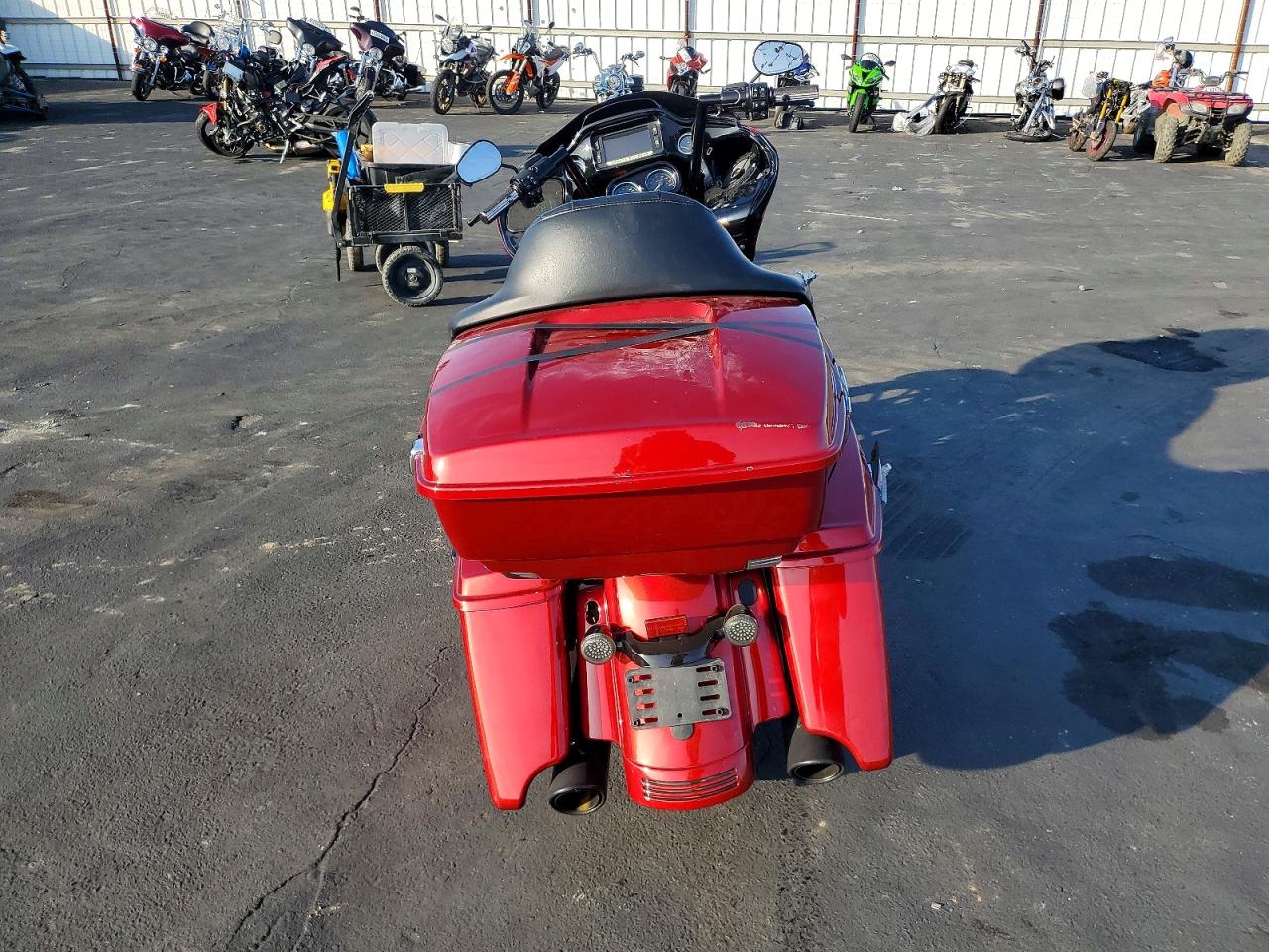 2018 HARLEY-DAVIDSON FLTRXS ROAD GLIDE SPECIAL photo 4