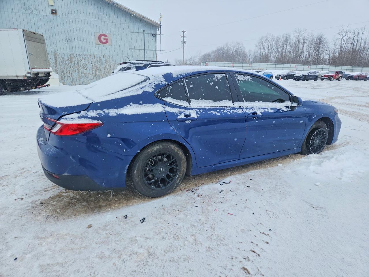 2025 TOYOTA CAMRY XSE photo 3