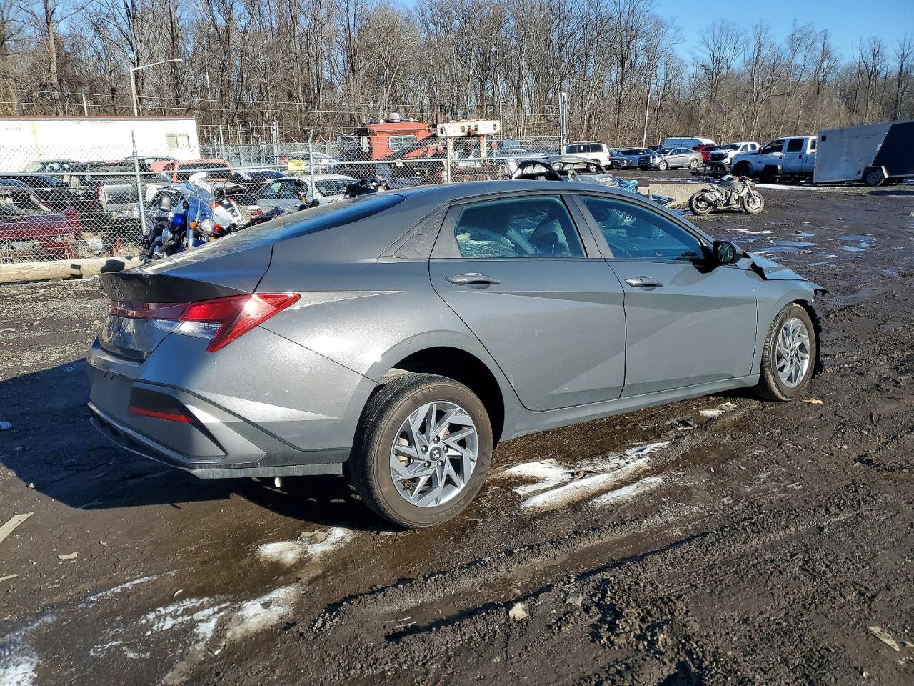 2024 HYUNDAI ELANTRA SEL photo 5