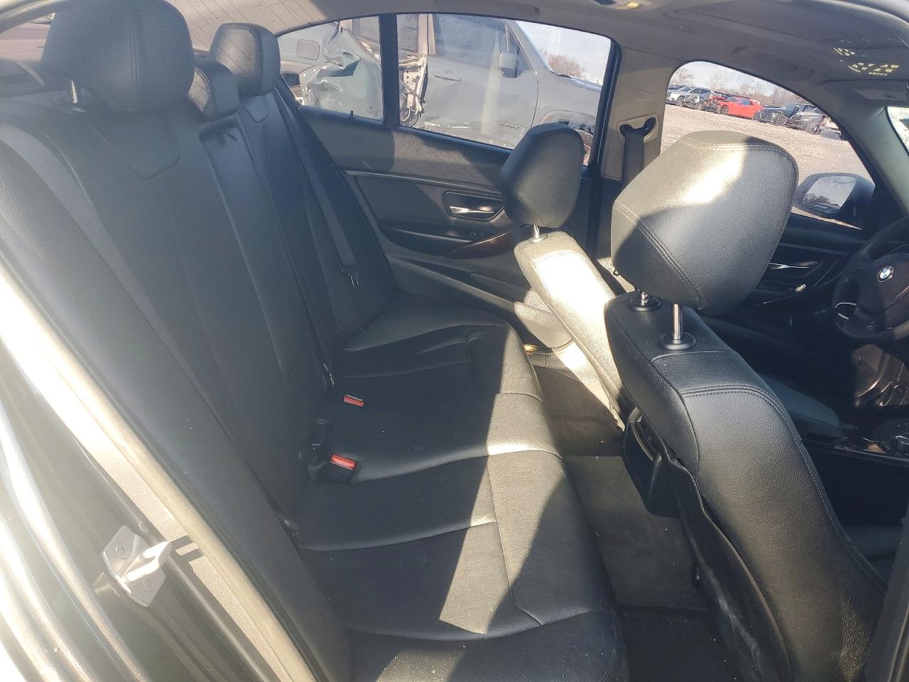 2016 BMW 320 XI photo 10