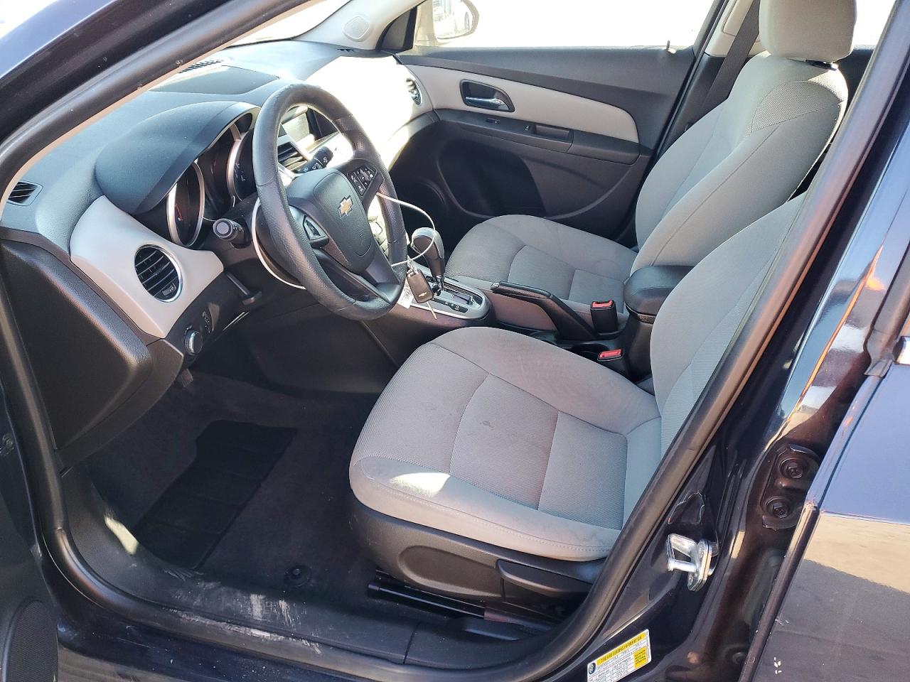 2016 CHEVROLET CRUZE LIMITED LT photo 19