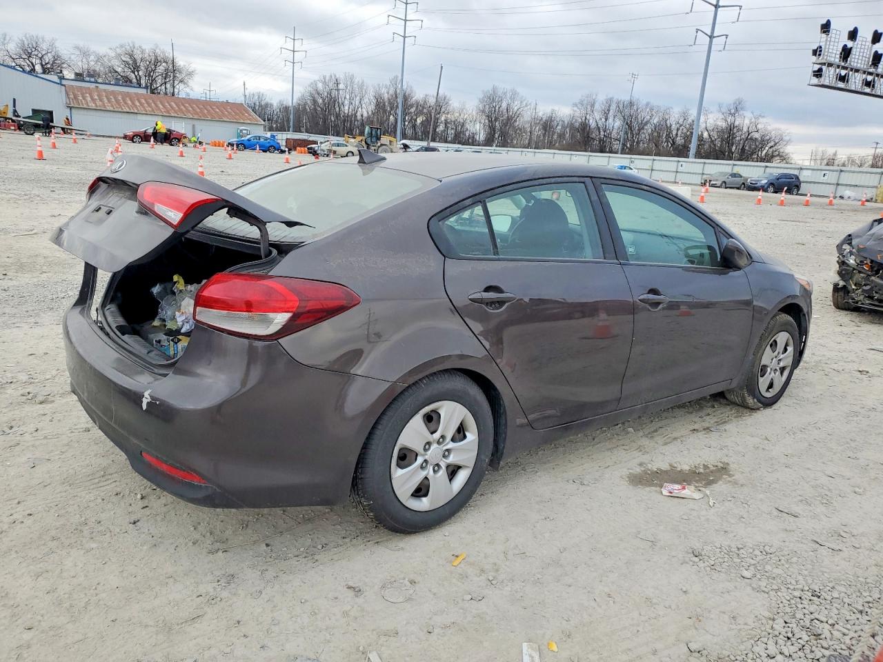 2018 KIA FORTE LX photo 5