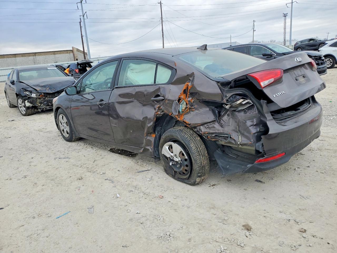 2018 KIA FORTE LX photo 3